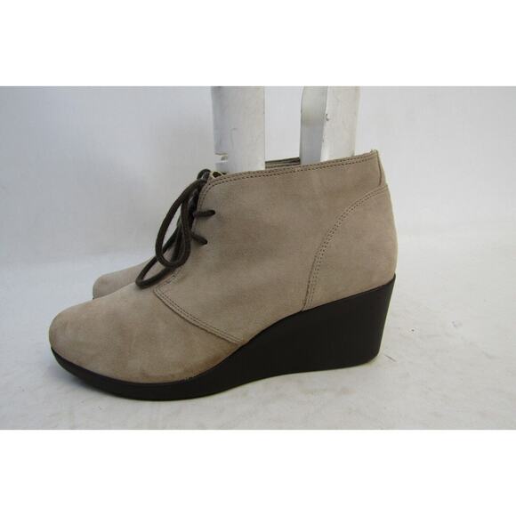 Crocs Womens Size 9 W Beige Suede Lace Up Wedge Ankle Fashion Boots - Picture 1 of 11
